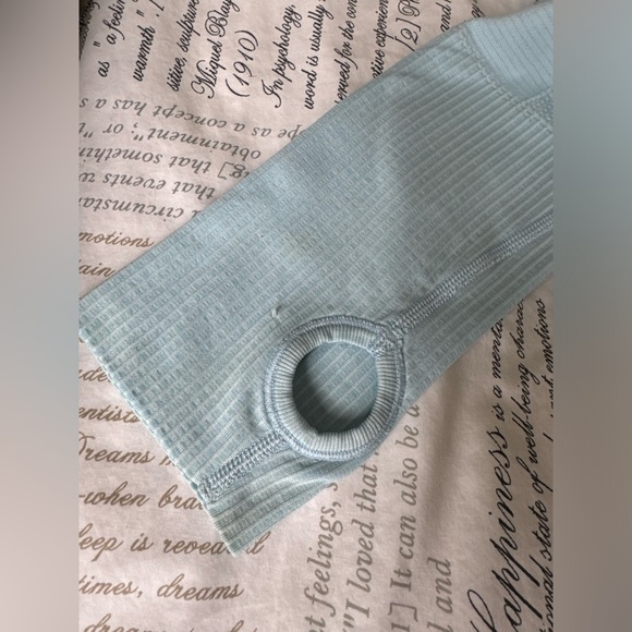 Lululemon Rest Less Hoodie - Picture 15 of 16